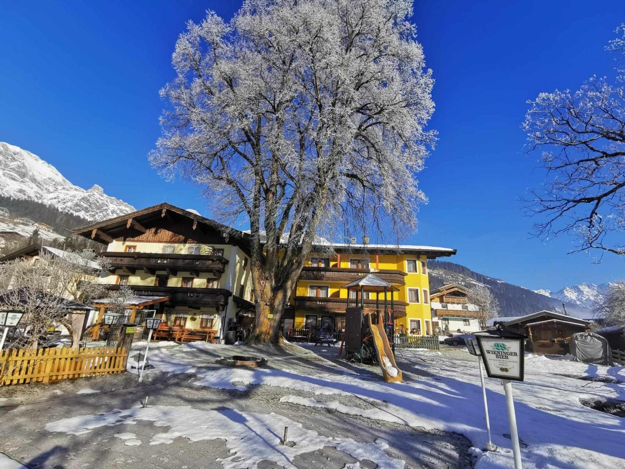 Ferienhotel Lindenhof Leogang Exterior photo